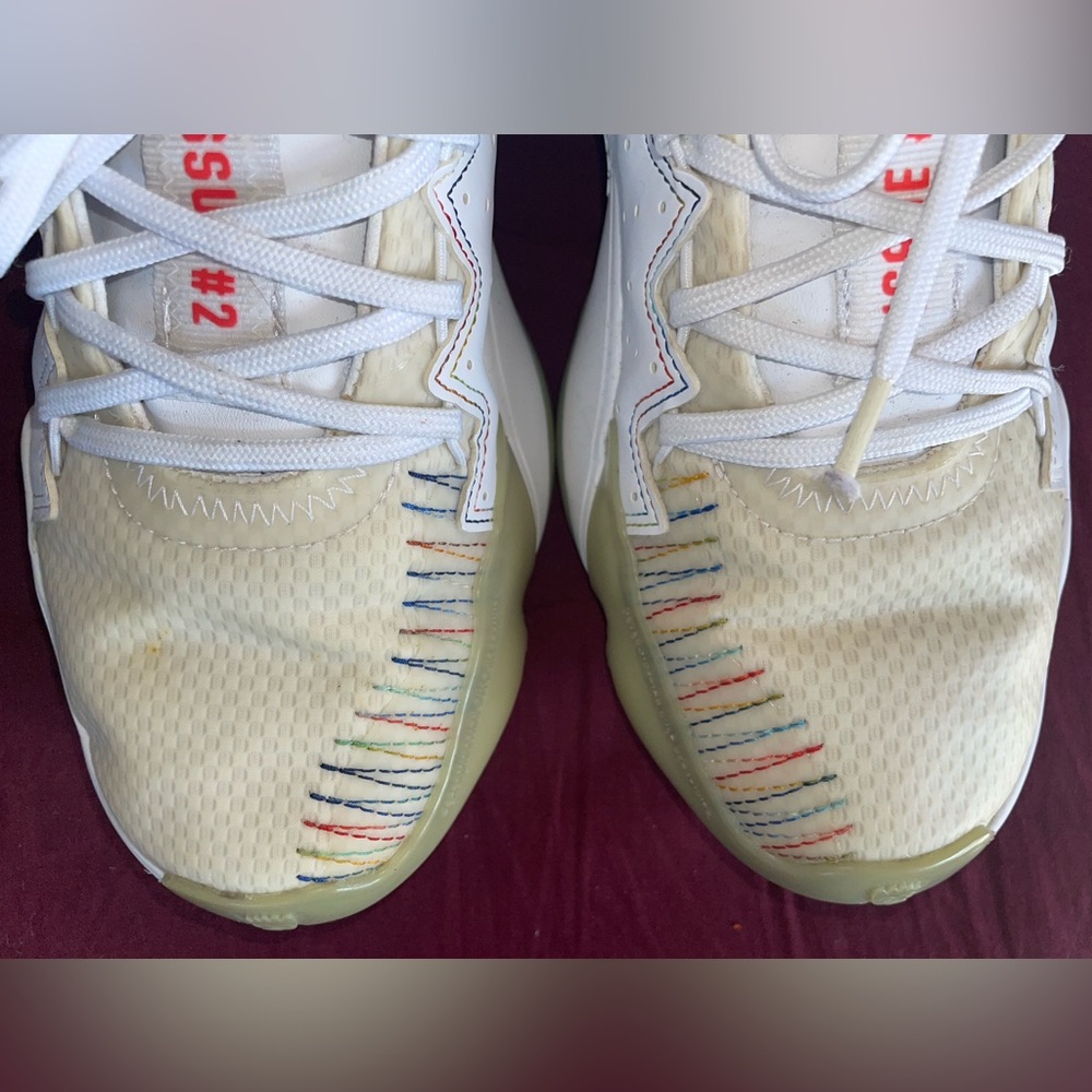 Adidas D.O.N Issue #2 - Picture 8 of 10